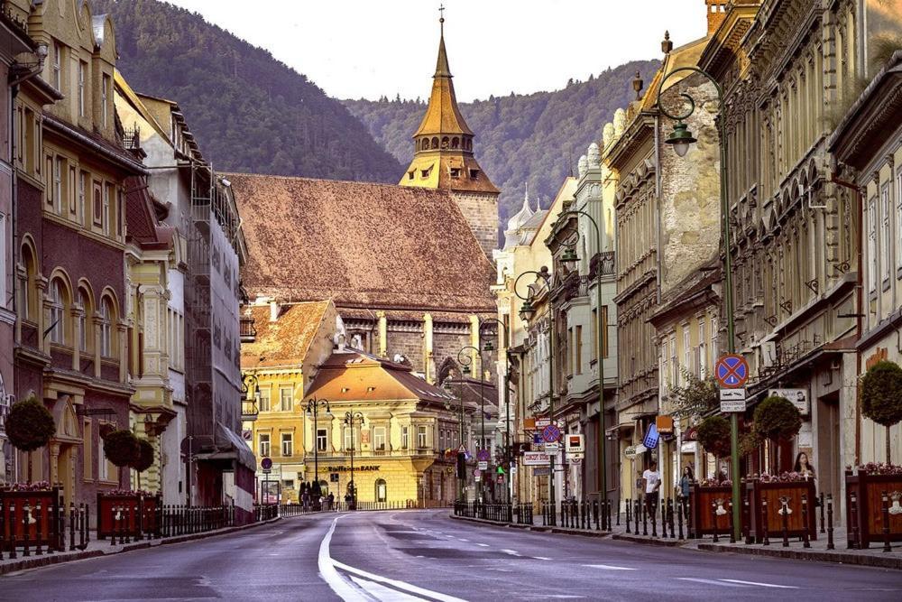 4Friendscentrubrasov Apartment Bagian luar foto